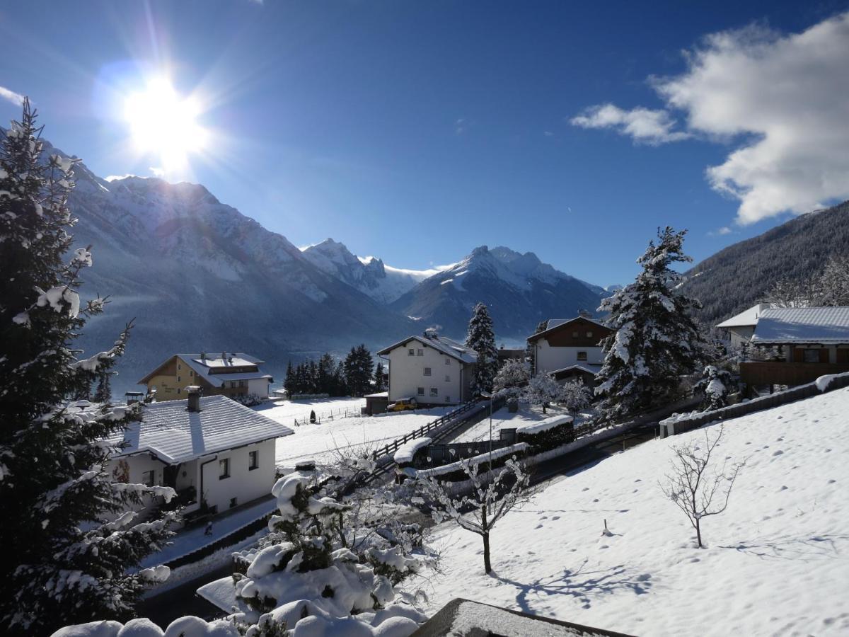 Ferienwohnung Eller Telfes im Stubai Exterior foto